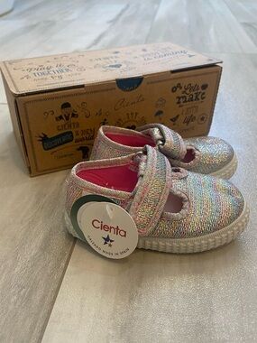 NWT Cienta 50083.96 Rainbow Sparkle Mary Jane T-Strap Velcro Sneaker toddler 3.5